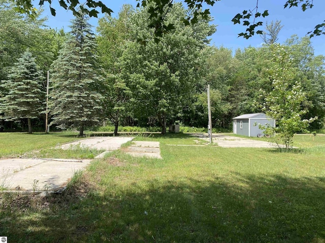 314 Yellow Pine Cir, Cadillac, MI 49601