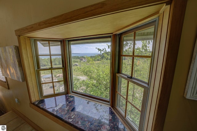 10702 E Hill Top Rd, Suttons Bay, MI 49682 - detailed view