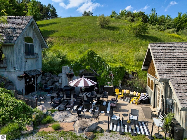 10702 E Hill Top Rd, Suttons Bay, MI 49682 - view of yard