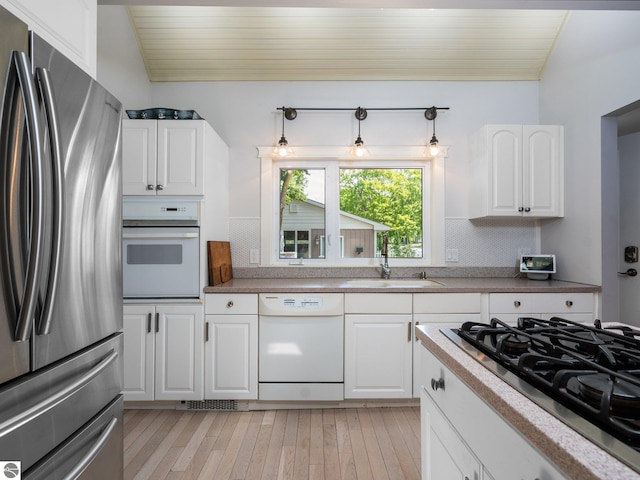 823 Randolph St, Traverse City, MI 49684