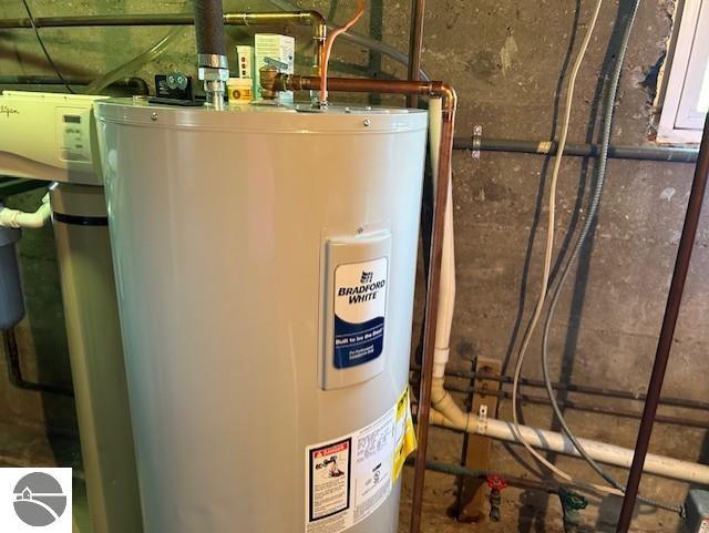 2393 Oates Rd, Tawas City, MI 48763 - utilities with water heater
