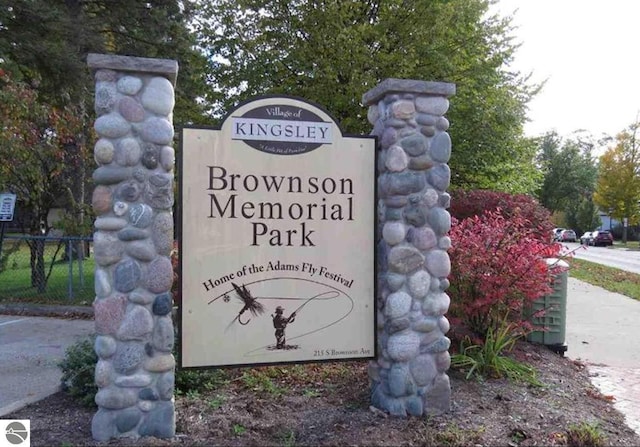2082 Dusty Trl, Kingsley, MI 49649 - view of community / neighborhood sign