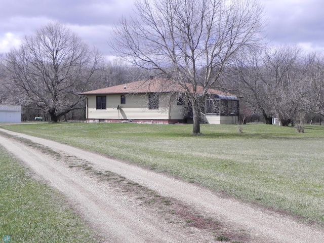 view of front of property with a front yard