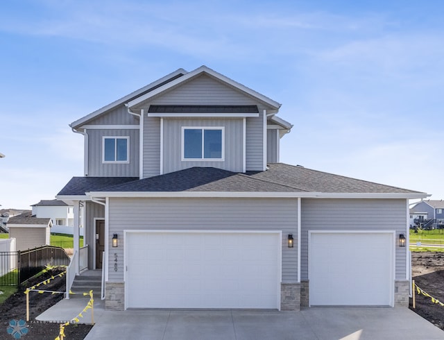 view of front facade featuring a garage