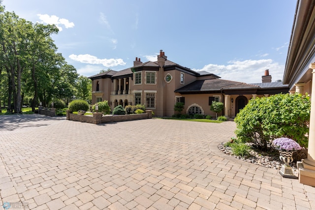 view of front of home