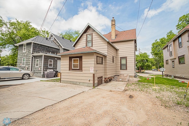 view of front of house