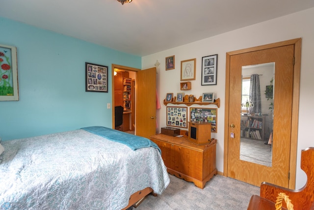 bedroom with carpet flooring