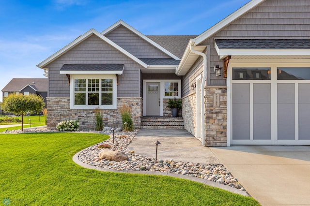 view of front of home with a front yard