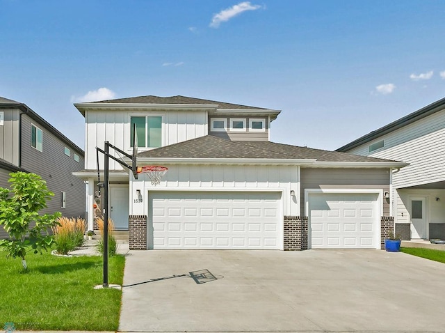 view of front facade with a garage