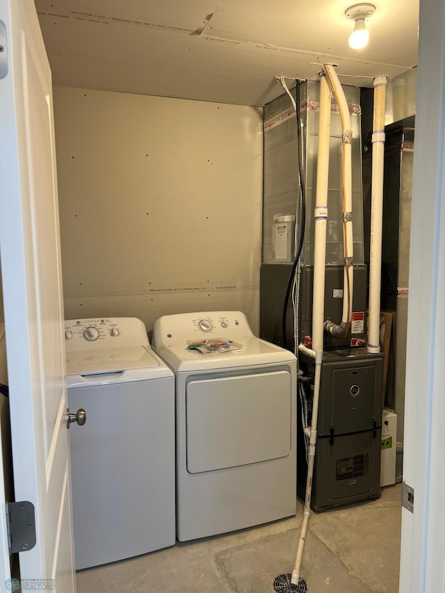 laundry room featuring washer and dryer