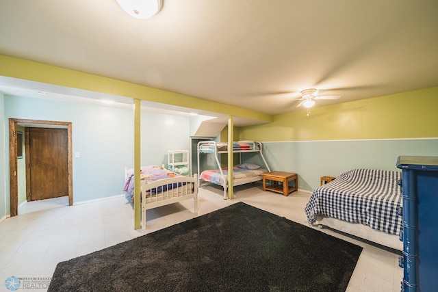 bedroom featuring ceiling fan