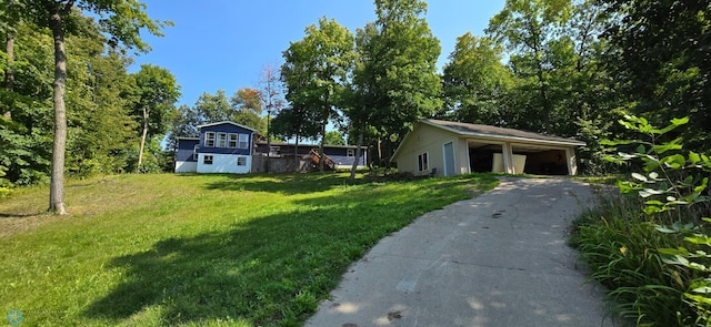 view of yard with a garage