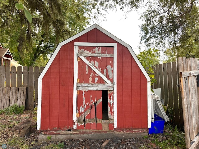 view of outdoor structure