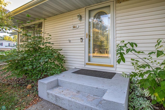 view of property entrance