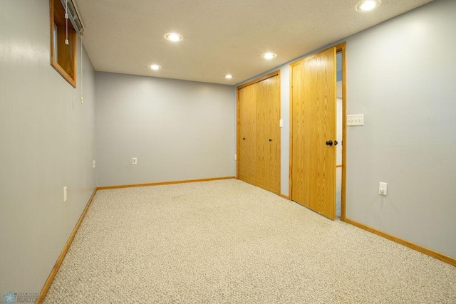 empty room featuring carpet floors