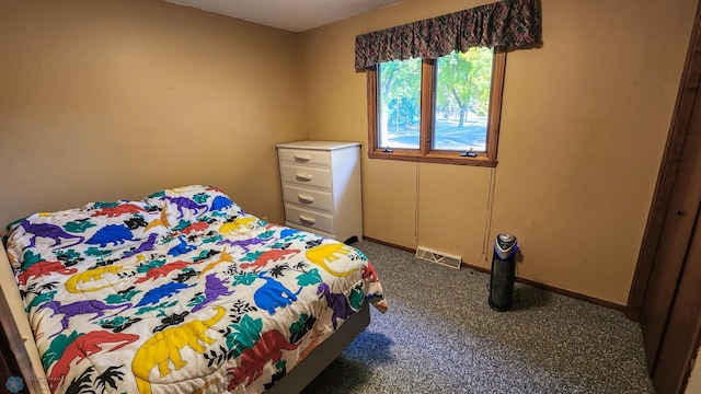 view of carpeted bedroom