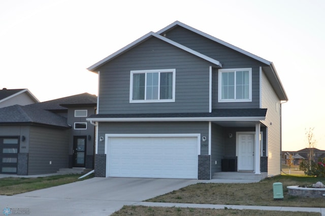 view of front of house featuring a garage