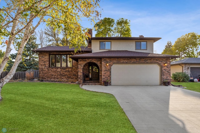 view of front of house with a front lawn