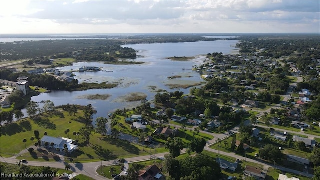 100 Daisy Ln, Lake Placid, FL 33852 - aerial overview of property's location with a nearby body of water