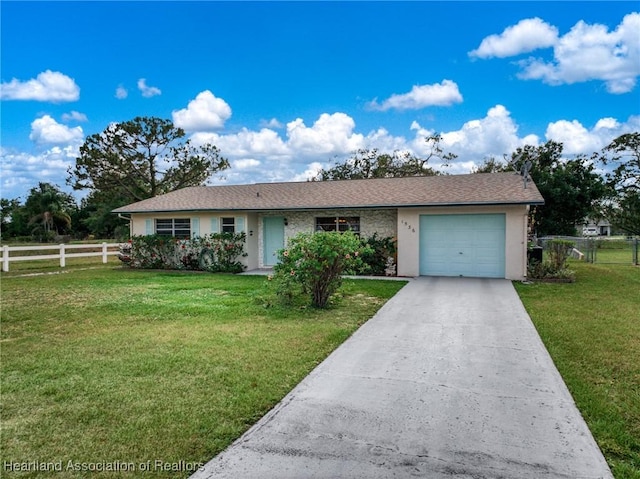 1536 Meadowbrook St, Lake Placid, FL 33852 - ranch-style house featuring a garage and concrete driveway