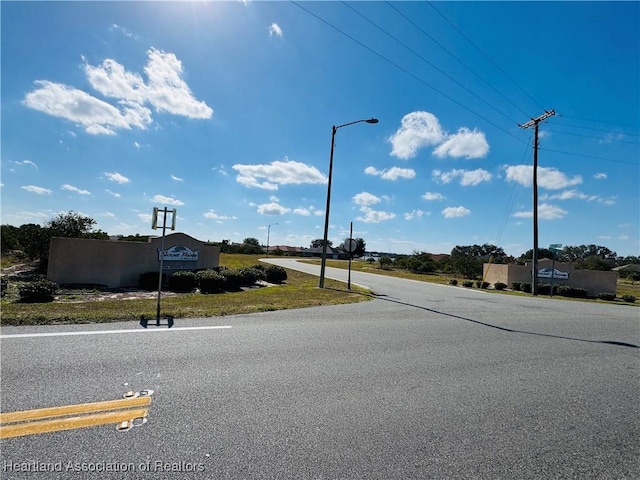 2435 Arbuckle Rd, Sebring, FL 33870