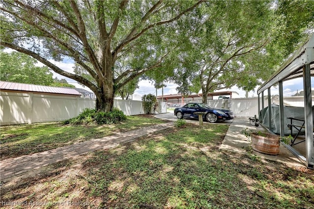 2220 Lakeview Dr, Sebring, FL 33870 - view of yard with fence