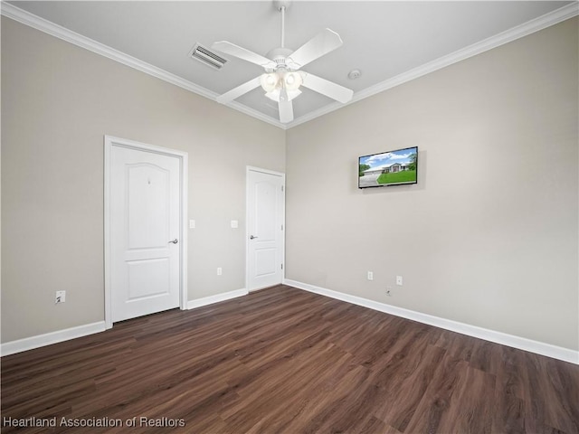 897 Entrance Rd, Avon Park, FL 33825 - empty room featuring dark wood-style flooring, baseboards, and visible vents