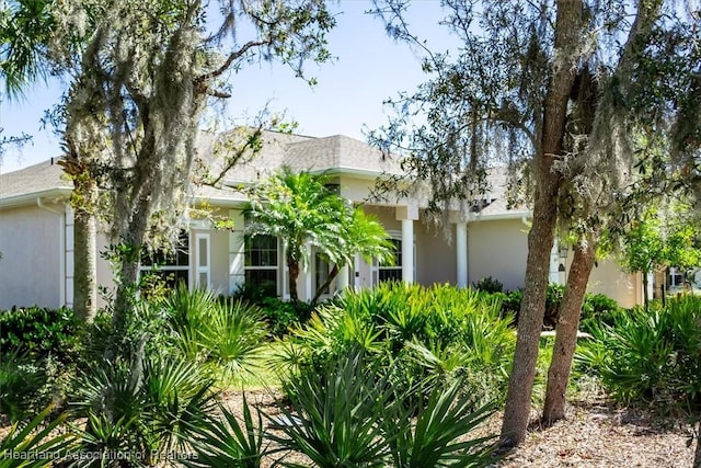 view of front of home featuring stucco siding