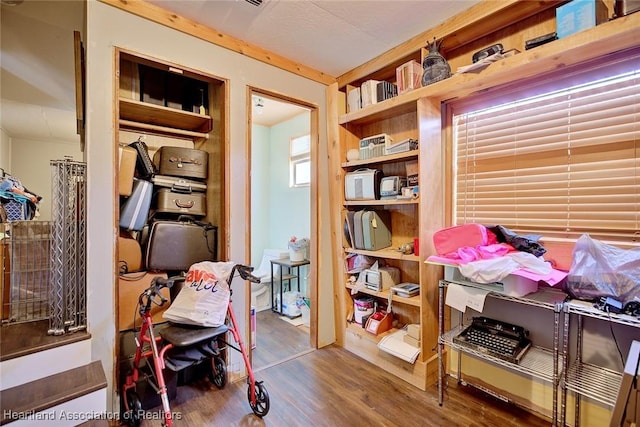 1320 Lakeview Dr, Sebring, FL 33870 - office space with wood finished floors