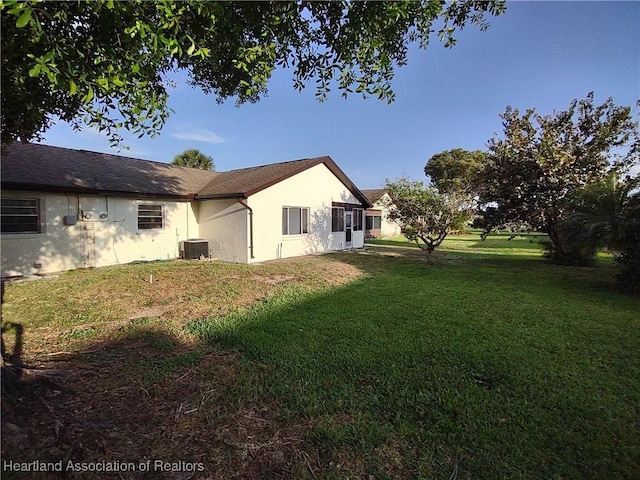 160 Parkview Cir, Lake Placid, FL 33852 - view of yard with cooling unit