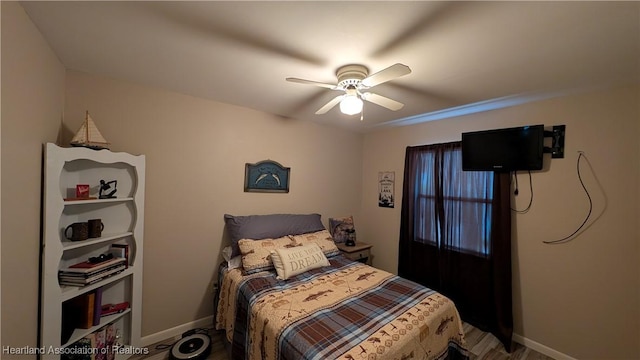 4232 Trails End Rd, Lorida, FL 33857 - bedroom with baseboards and ceiling fan