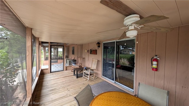 4232 Trails End Rd, Lorida, FL 33857 - sunroom featuring a ceiling fan