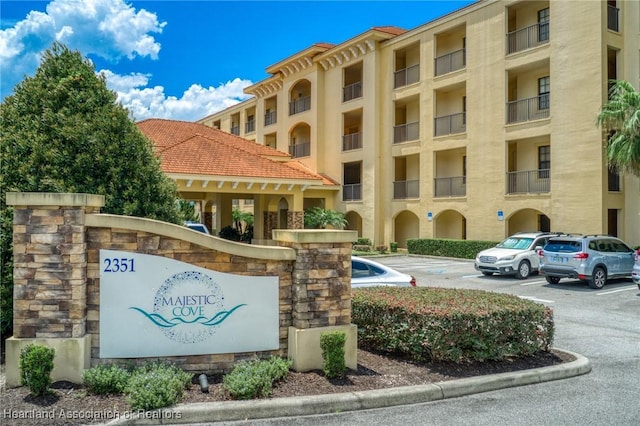 2351 Lakeview Dr Unit 219, Sebring, FL 33870 - community sign with uncovered parking