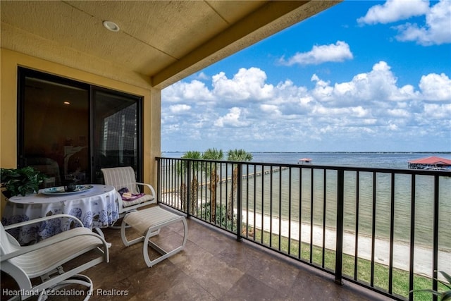 2351 Lakeview Dr Unit 219, Sebring, FL 33870 - balcony with a water view