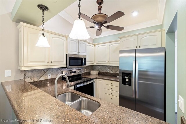 225 Country Dr, Lake Placid, FL 33852 - photo 7