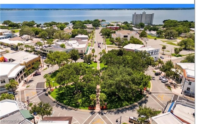 bird's eye view with a water view