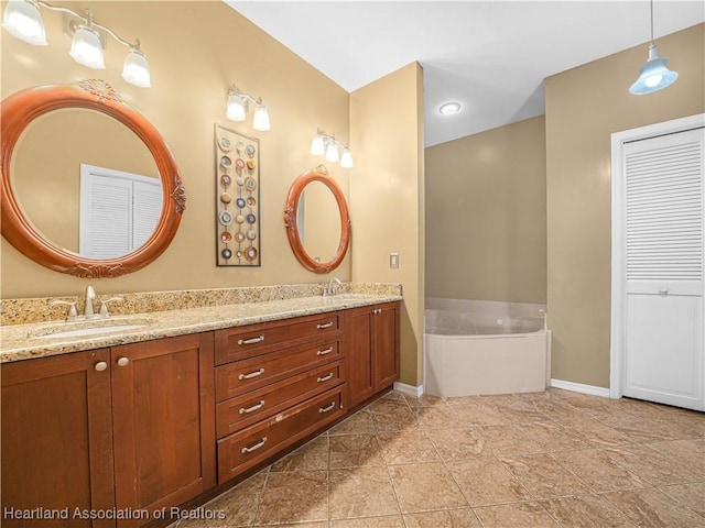 1494 Wilde St, Avon Park, FL 33825 - full bath featuring double vanity and a bath
