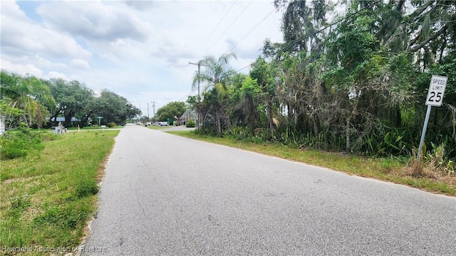 1305 W Stratford Rd, Avon Park, FL 33825