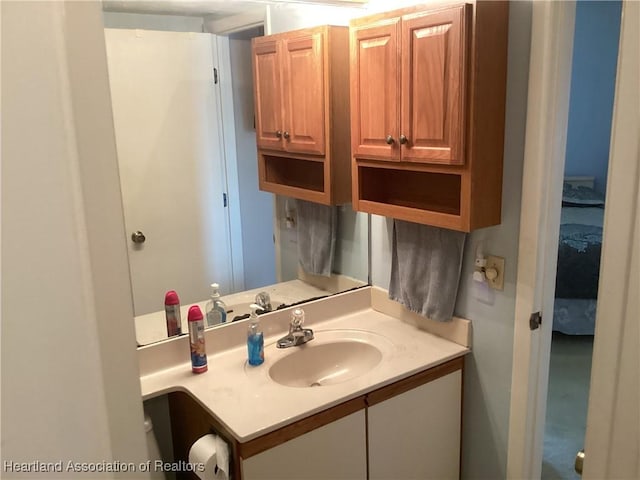 bathroom with vanity