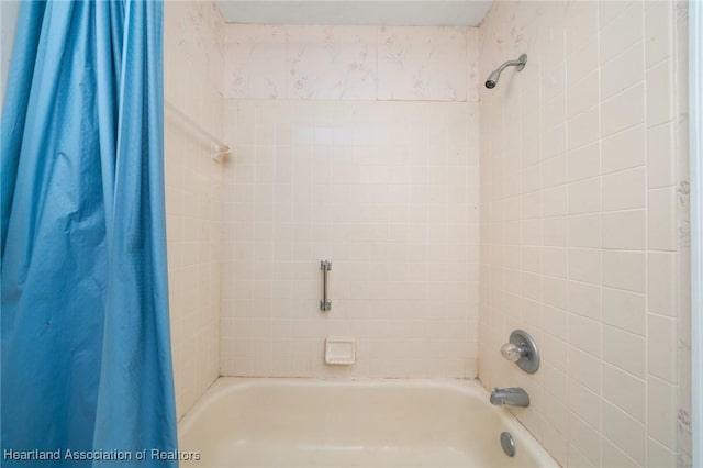9131 Bridle Path, Sebring, FL 33875 - full bath with shower / bathtub combination with curtain