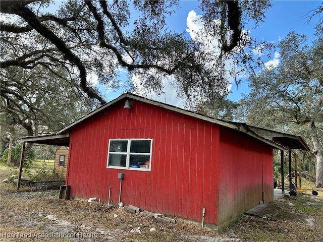 view of outdoor structure