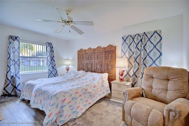 bedroom featuring ceiling fan