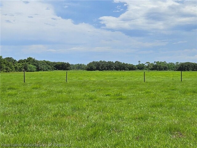 Listing photo 3 for 1000 Cattle Rd, Venus FL 33960