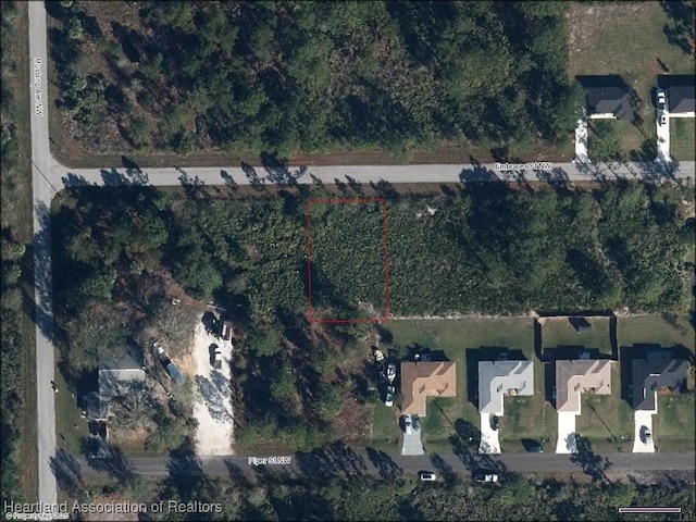 Listing photo 3 for 542 Embracer St NW, Lake Placid FL 33852