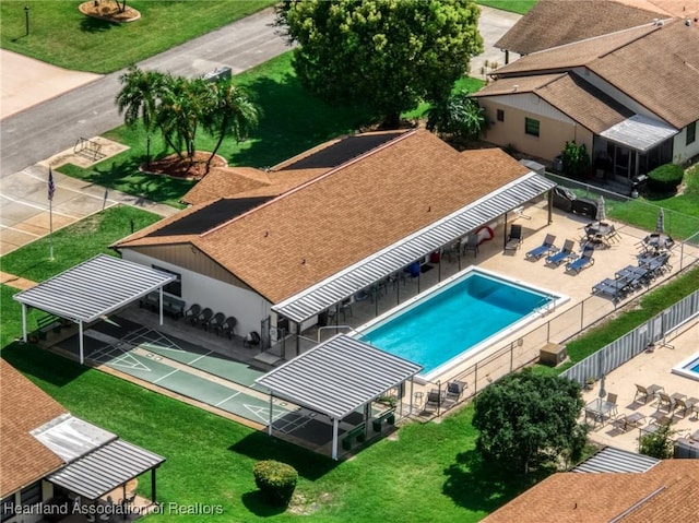 3730 Camry Ct, Sebring, FL 33872 - bird's eye view of a pool