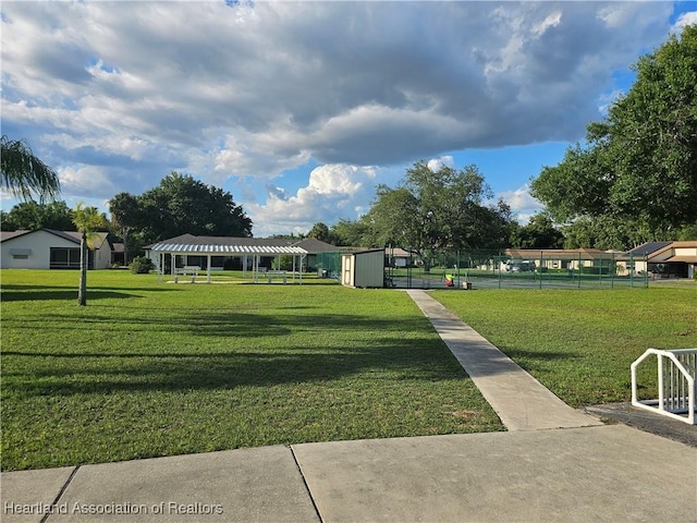 102 Oak St, Lake Placid, FL 33852 - surrounding community featuring an outdoor structure and a shed