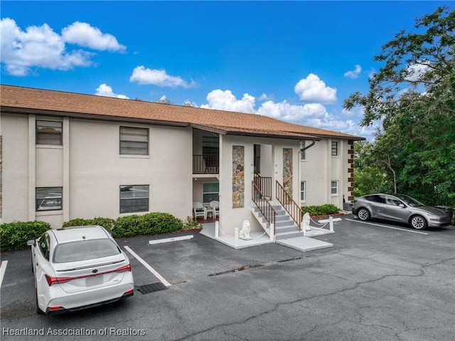 19 A Miracle Ave, Avon Park, FL 33825 - view of property featuring uncovered parking