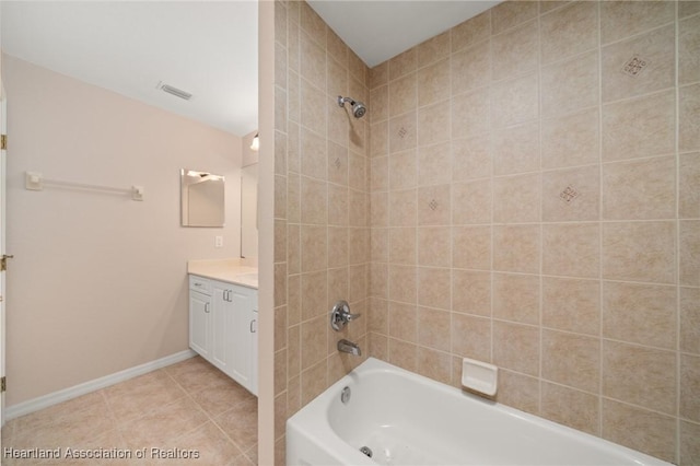 6918 San Benito Dr, Sebring, FL 33872 - full bath featuring shower / tub combination, vanity, baseboards, and tile patterned flooring