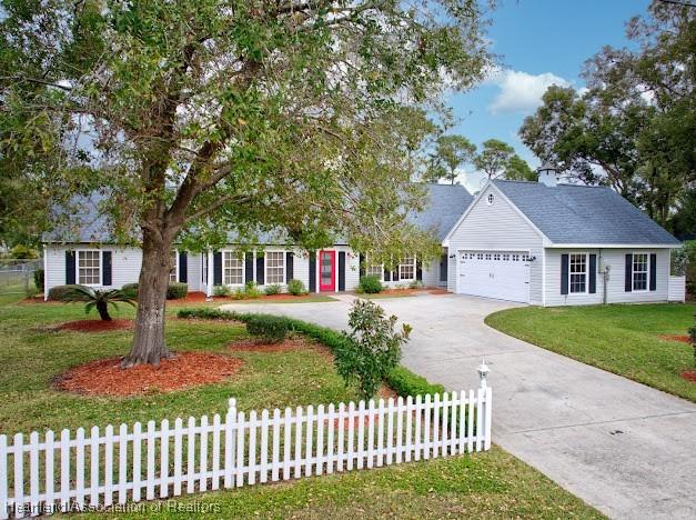 3107 Divot Rd, Sebring, FL 33872 - photo 1