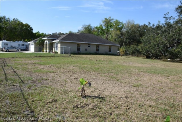 exterior space featuring fence
